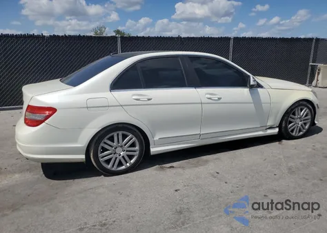2008 Mercedes-Benz C 300 из США, поврежденный, VIN WDDGF54X98R012260